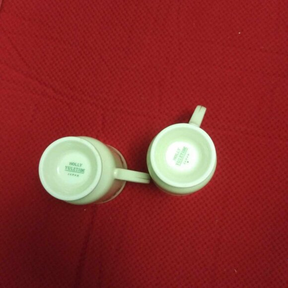 Vintage Christmas Cups Set Holly Yuletide Japan NEW - Picture 5 of 7